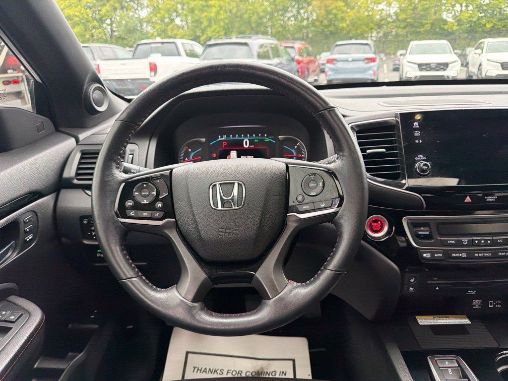 Used 2021 Honda Pilot Black Edition image 13