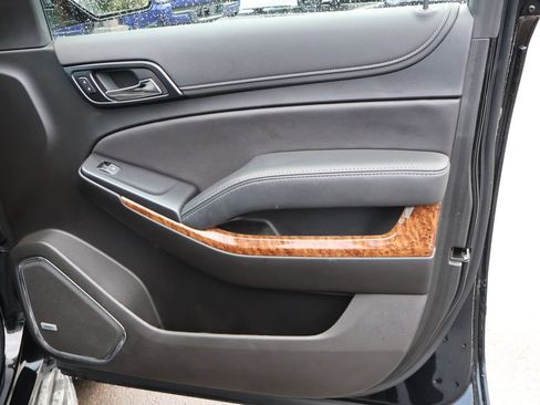 Used 2019 Chevrolet Tahoe Premier AWD/4WD image 11