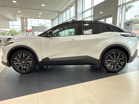 New 2026 Toyota C-HR AWD/4WD image 7