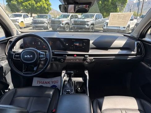 Used 2024 Kia Sorento S AWD/4WD image 12