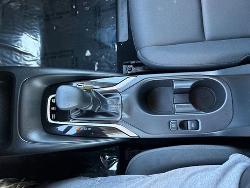 Certified 2025 Toyota Corolla LE image 25