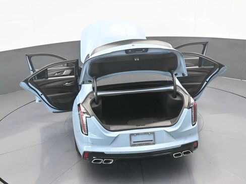 Used 2025 Cadillac CT4 V RWD image 34
