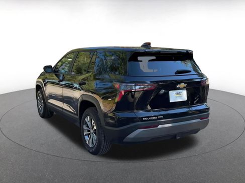 Used 2025 Chevrolet Equinox LT image 11