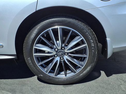 Used 2016 INFINITI QX60 FWD w/ Deluxe Technology Package image 4