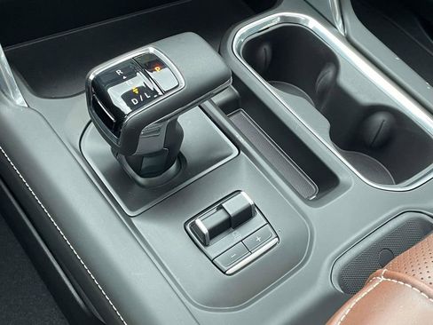 Used 2023 GMC Sierra 1500 Denali Ultimate image 24