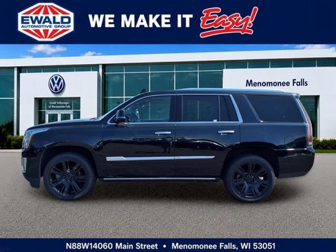 Used 2019 Cadillac Escalade Premium Luxury AWD/4WD image 4