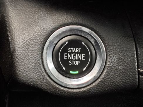 Used 2023 Buick Envision Essence w/ Sport Touring Package FWD image 21
