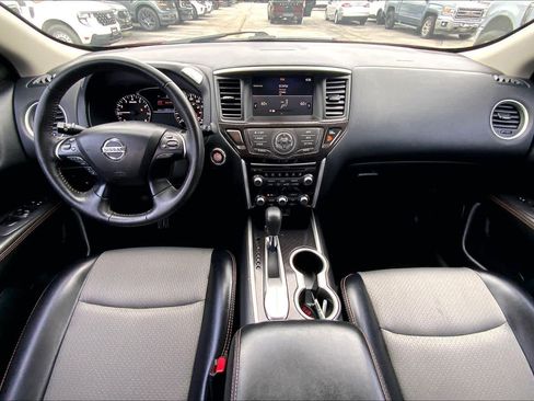 Used 2020 Nissan Pathfinder SV w/ Rock Creek Edition FWD image 14