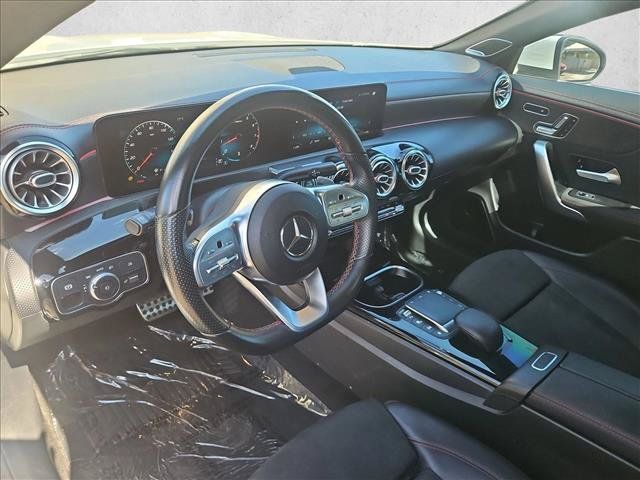 Used 2021 Mercedes-Benz CLA 250 image 9