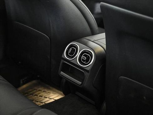 Certified 2026 Mercedes-Benz C 300 4MATIC Sedan image 19