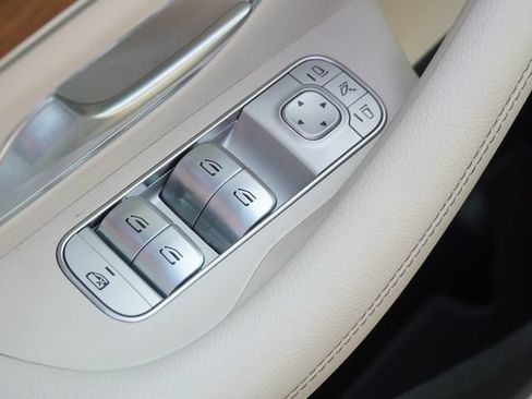 Used 2023 Mercedes-Benz GLE 350 image 21