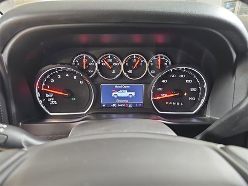 Certified 2021 Chevrolet Silverado 1500 LT Trail Boss w/ Convenience Package II image 23