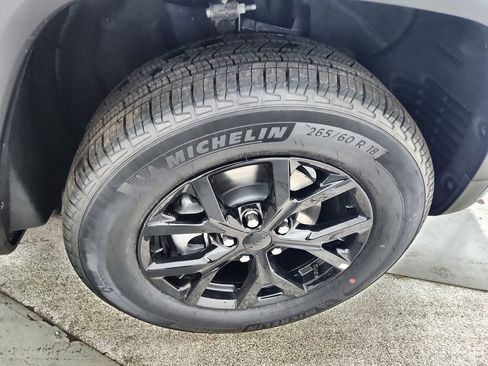 New 2026 Jeep Grand Cherokee Laredo image 35