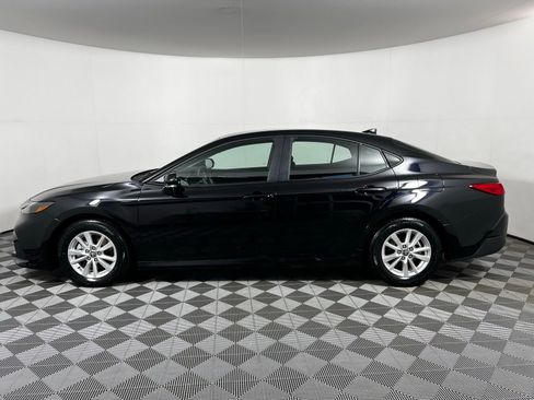 Certified 2025 Toyota Camry LE image 8