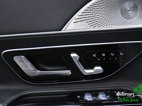 Used 2022 Mercedes-Benz SL 63 AMG 4MATIC image 32