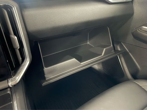 Used 2024 GMC Acadia Elevation FWD image 20