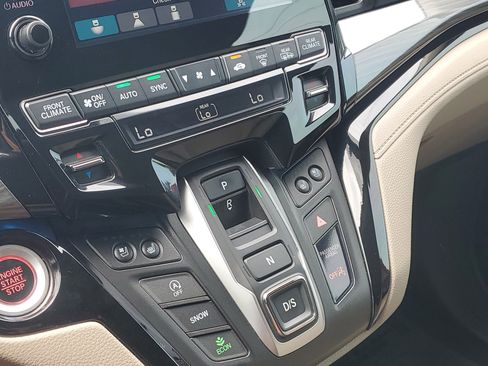 Used 2023 Honda Odyssey Elite image 31