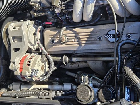 Used 1991 Chevrolet Corvette Coupe image 25