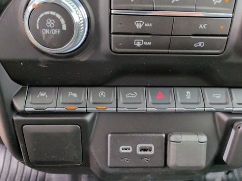 New 2026 GMC Sierra 1500 Pro w/ Pro Value Package image 24