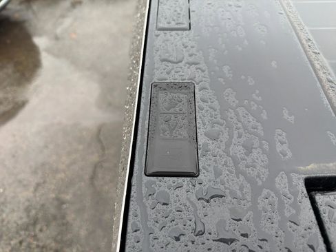 Used 2024 Tesla Cybertruck AWD Crew Cab image 7