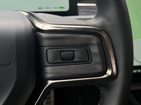 Used 2024 Rivian R1S Launch Edition image 62