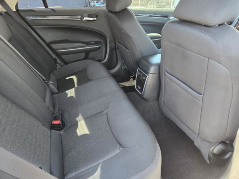 Certified 2023 Chrysler 300 Touring RWD image 28