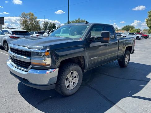 Used 2019 Chevrolet Silverado 1500 LT AWD/4WD image 1