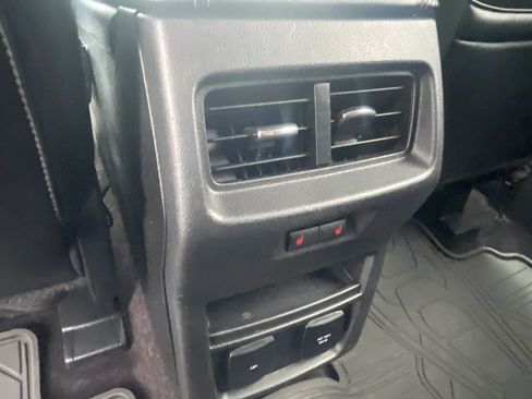 Used 2016 Ford Edge Titanium w/ Canadian Touring Package AWD/4WD image 23