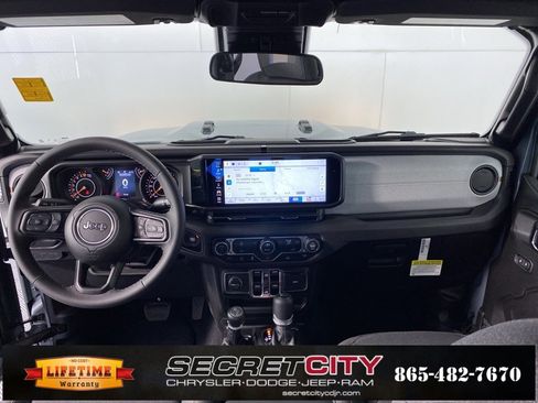 New 2025 Jeep Gladiator Sport image 26