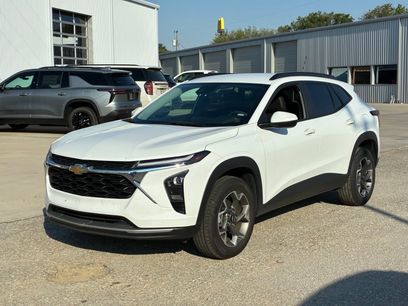 Used 2025 Chevrolet Trax LT