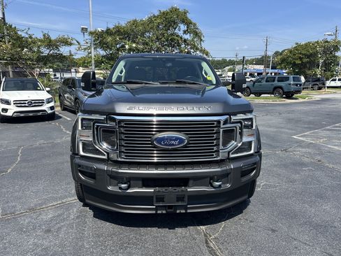 Used 2020 Ford F450 Limited w/ FX4 Off-Road Package AWD/4WD image 4