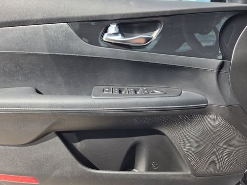 Used 2023 Kia Forte GT-Line w/ GT-Line Technology Package FWD image 22
