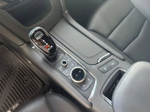 Certified 2023 Cadillac XT5 Premium Luxury AWD/4WD image 24