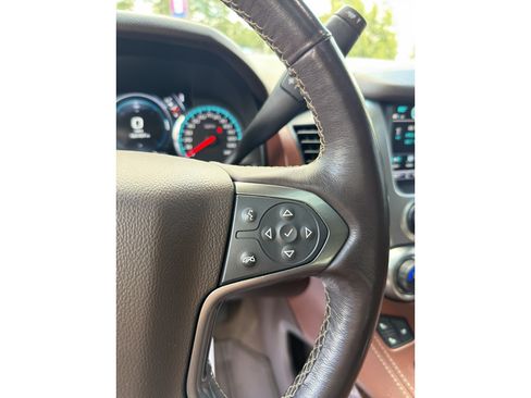 Used 2020 Chevrolet Tahoe Premier AWD/4WD image 18