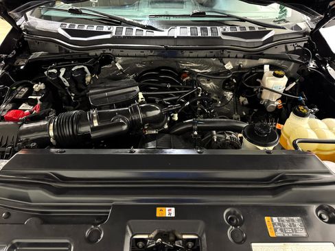 Used 2022 Ford F250 Lariat w/ Black Appearance Package image 49