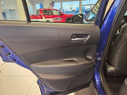 Used 2024 Toyota Corolla Cross XLE image 24