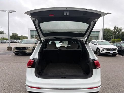 Used 2020 Volkswagen Tiguan SEL Premium R-Line AWD/4WD image 9