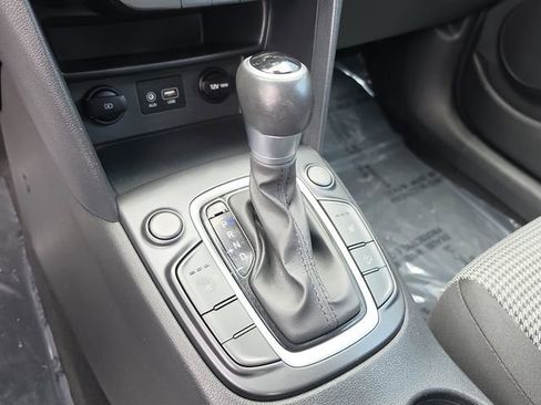 Used 2019 Hyundai Kona SEL AWD/4WD image 26