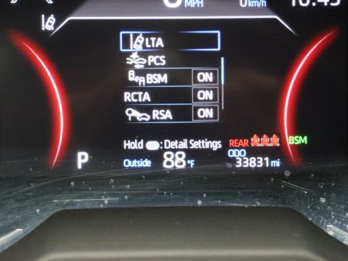 Used 2025 Toyota RAV4 XLE FWD image 40