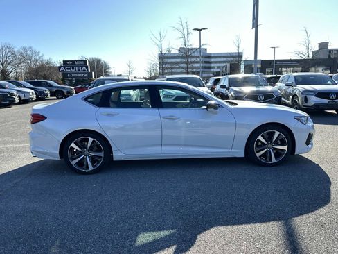 Certified 2025 Acura TLX w/ Technology Package image 2