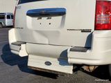 Used 2010 Chrysler Town & Country Touring image 5