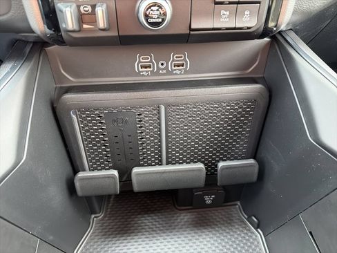 New 2026 RAM 1500 Big Horn AWD/4WD image 29