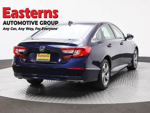 Used 2019 Honda Accord EX image 5