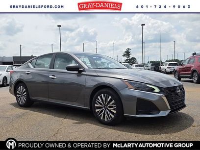 Used 2025 Nissan Altima 2.5 SV