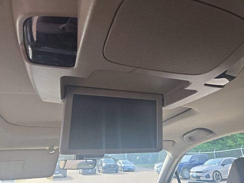 Used 2019 Honda Pilot Touring image 8