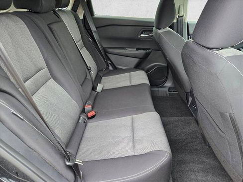 Used 2026 Nissan Rogue SV FWD image 18
