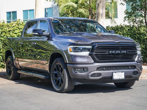 Used 2021 RAM 1500 Laramie AWD/4WD image 3