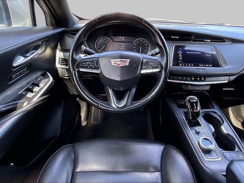 Used 2022 Cadillac XT4 Premium Luxury w/ Safety Alert Package AWD/4WD image 3