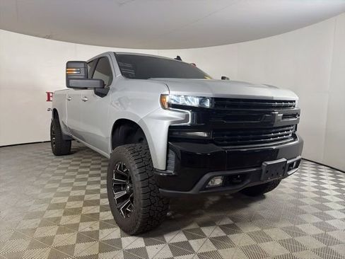 Used 2020 Chevrolet Silverado 1500 LT w/ Trailering Package AWD/4WD image 1