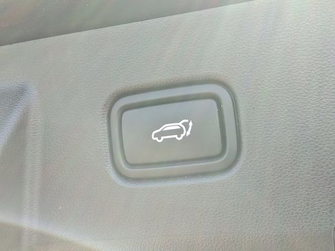 Used 2025 Hyundai Tucson Limited AWD/4WD image 30